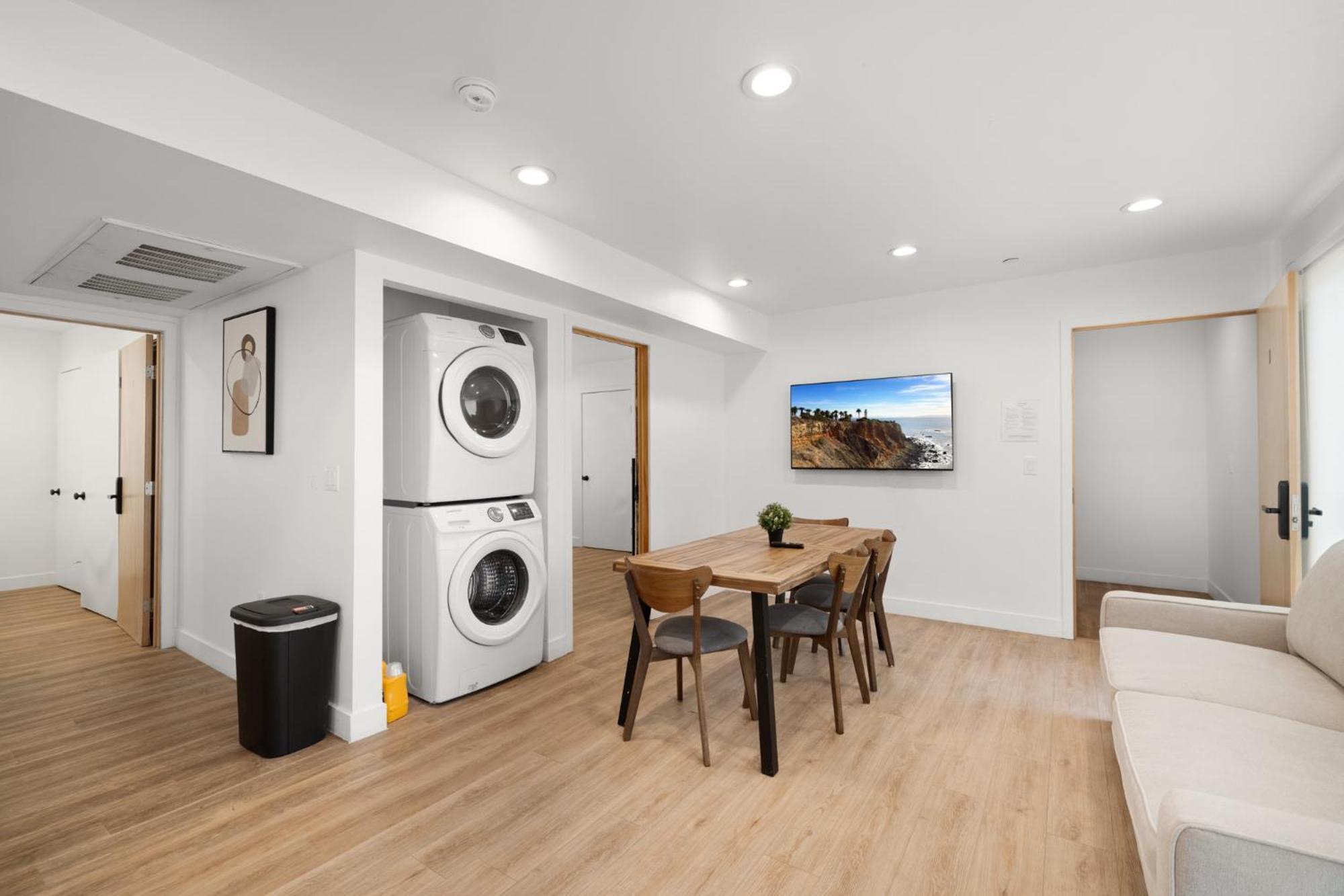 Charming Urban Retreat Near Usc In La- Private Room With Share Living Room With Kitchen ลอสแอนเจลิส ภายนอก รูปภาพ